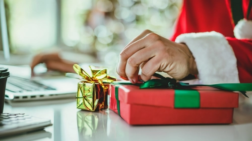 Festive Gift Wrapping